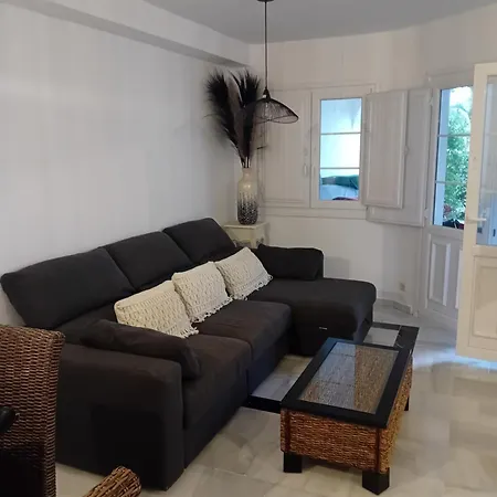 Pajaro Cantor Hoyo 16 *