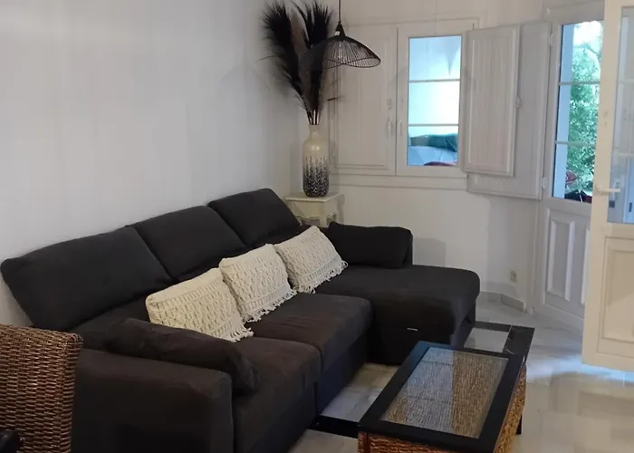 Pájaro Cantor Hoyo 16 *