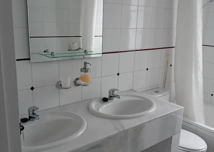 Pajaro Cantor Hoyo 16